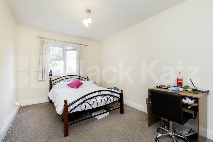 Spacious 3 bed to let in the heart of Camden  Castle Road, Camden